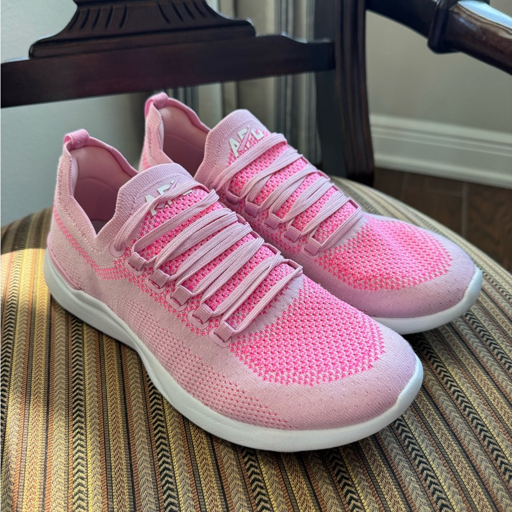 APL techloom breeze pink 9 VGUC